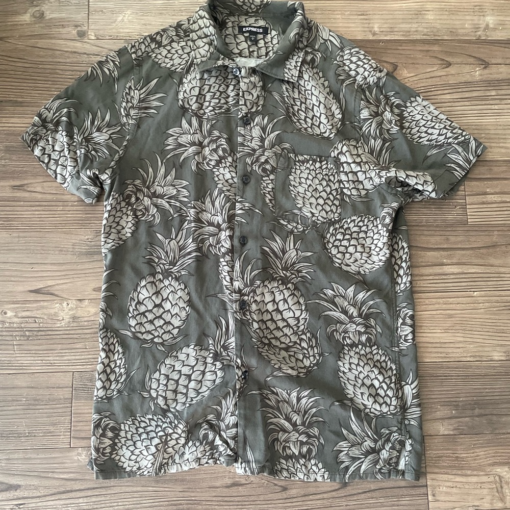 Express Gray Pineapple Print Casual Shirt